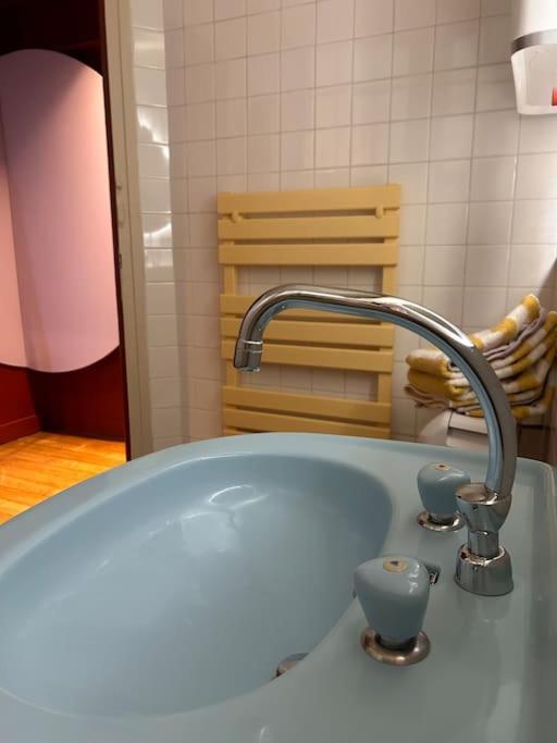 Un Fabuleux Decor Pour Un Chaleureux Appartement Paris Extérieur photo