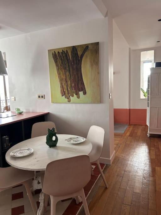 Un Fabuleux Decor Pour Un Chaleureux Appartement Paris Extérieur photo
